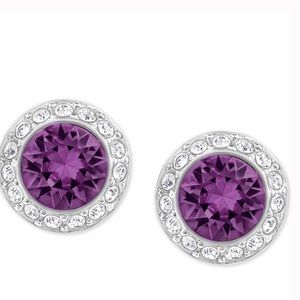 NWT Swarovski Studs